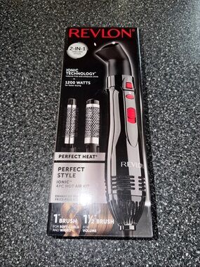 Revlon  Ionic 2-in-1 Hot Air Styler Kit
